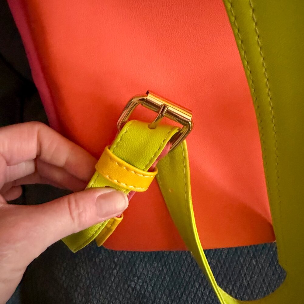 House of Flynn Cabo Camera Backpack – Neon Retro Colorblock | 90s Style - Picture 11 of 11